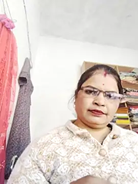 Snapshot of Bhavna_hot chatting on 01/07/26, 08:52 Bhavna hot online show from 01/07/26, 08:52