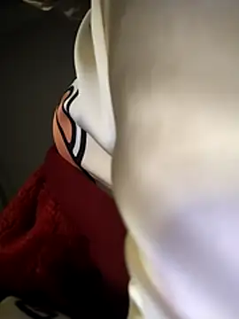 Kuncute online show from 12/15/25, 06:14