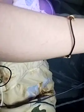 Kuncute online show from 09/18/25, 11:08