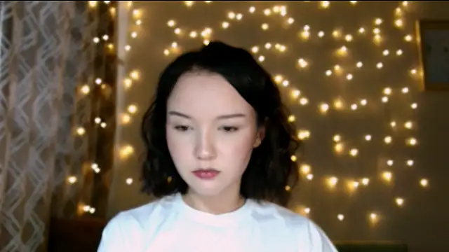 Snapshot of DemiWildcat chatting on 09/15/25, 11:43 DemiWildcat online show from 09/15/25, 11:43