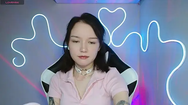 Snapshot of DemiWildcat chatting on 10/21/25, 11:20 DemiWildcat online show from 10/21/25, 11:20
