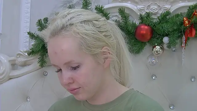 EllieFrosty  online show from 01/08/26, 01:11