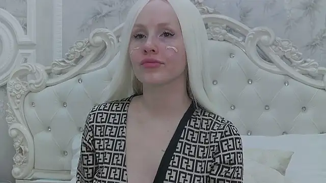 Snapshot of EllieFrosty_ chatting on 09/09/25, 05:33 EllieFrosty online show from 09/09/25, 05:33