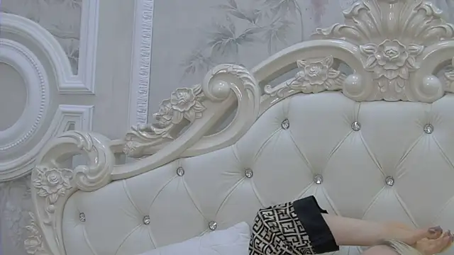 EllieFrosty  online show from 02/05/26, 04:03