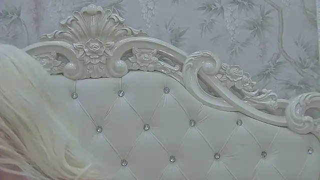 Snapshot of EllieFrosty_ chatting on 09/24/25, 02:34 EllieFrosty online show from 09/24/25, 02:34