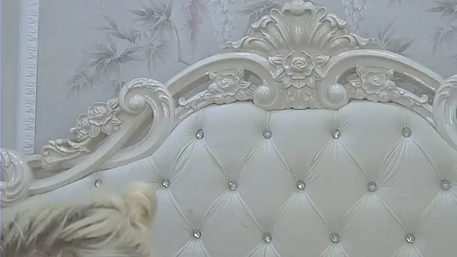 EllieFrosty  online show from 04/05/26, 03:57