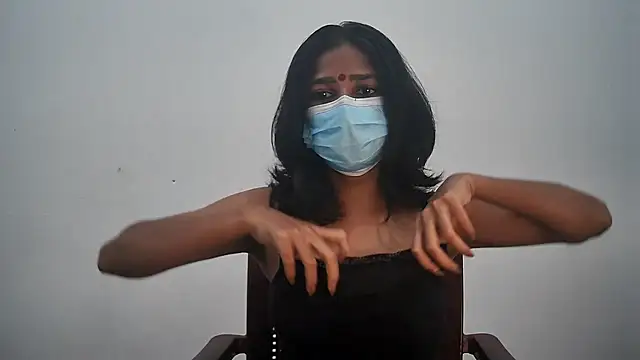 Minu Cam online show from 04/11/26, 04:31