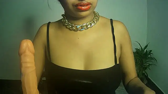 Minu Cam online show from 05/28/26, 06:36