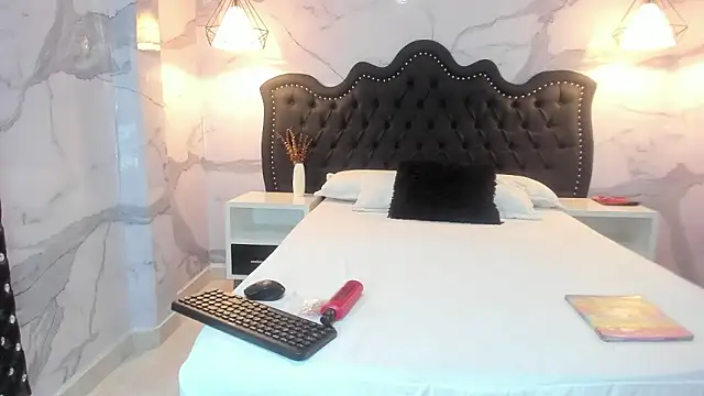 Snapshot of anna2809 chatting on 02/28/26, 12:05 anna2809 online show from 02/28/26, 12:05