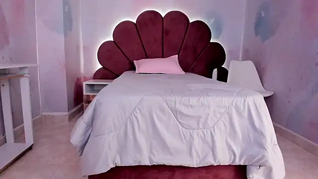 anna2809 online show from 03/28/26, 04:30