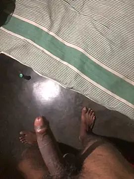 kavi1q1 online show from 04/16/26, 09:39