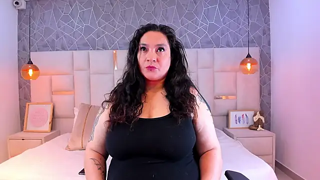 Snapshot of _im_alaya chatting on 10/29/25, 04:11 im alaya online show from 10/29/25, 04:11