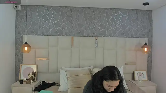 Snapshot of _im_alaya chatting on 10/04/25, 02:46 im alaya online show from 10/04/25, 02:46