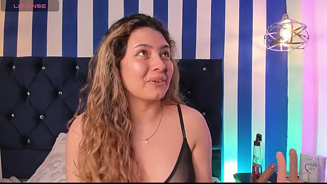 Snapshot of valeria_rouse28 chatting on 09/26/25, 04:47 valeria rouse28 online show from 09/26/25, 04:47