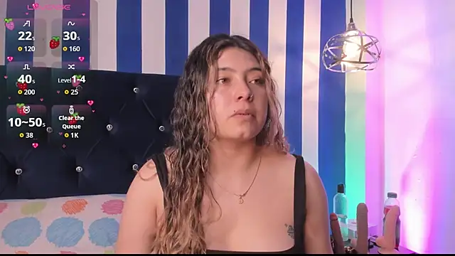 Snapshot of valeria_rouse28 chatting on 09/12/25, 05:02 valeria rouse28 online show from 09/12/25, 05:02