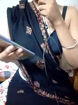 Snapshot of Tanishacutie chatting on 05/03/26, 06:18 Tanishacutie online show from 05/03/26, 06:18