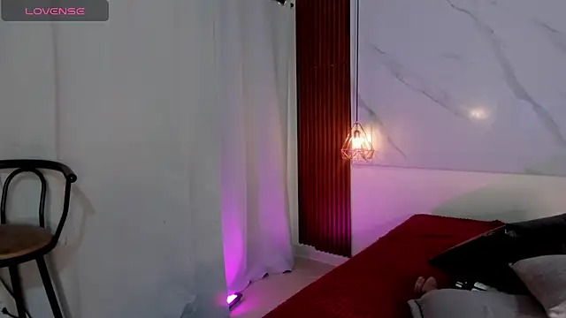 sara zc online show from 11/26/25, 11:43