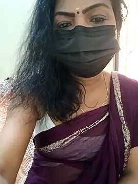 Snapshot of Rithya27 chatting on 10/23/25, 06:34 Rithya27 online show from 10/23/25, 06:34