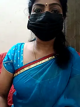 Snapshot of Rithya27 chatting on 11/14/25, 06:33 Rithya27 online show from 11/14/25, 06:33