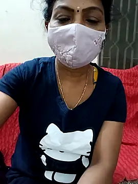 Snapshot of Rithya27 chatting on 12/02/25, 06:42 Rithya27 online show from 12/02/25, 06:42