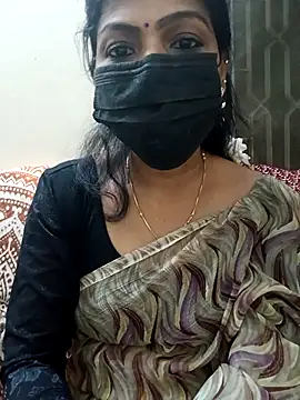 Snapshot of Rithya27 chatting on 09/10/25, 05:56 Rithya27 online show from 09/10/25, 05:56
