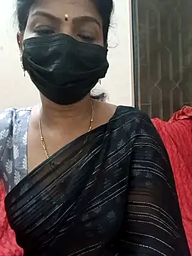 Snapshot of Rithya27 chatting on 11/21/25, 07:02 Rithya27 online show from 11/21/25, 07:02