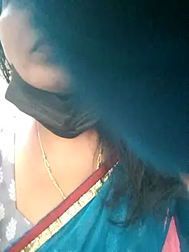 Snapshot of Rithya27 chatting on 11/04/25, 06:01 Rithya27 online show from 11/04/25, 06:01