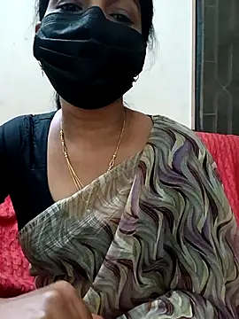 Snapshot of Rithya27 chatting on 11/25/25, 06:19 Rithya27 online show from 11/25/25, 06:19