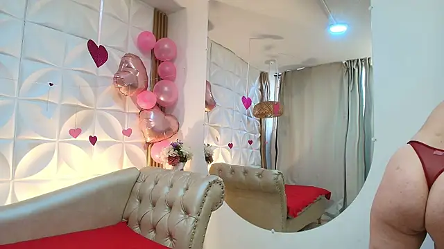 Lily rousee  online show from 02/09/26, 12:47