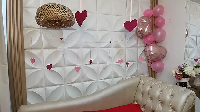 Lily rousee  online show from 02/12/26, 12:49