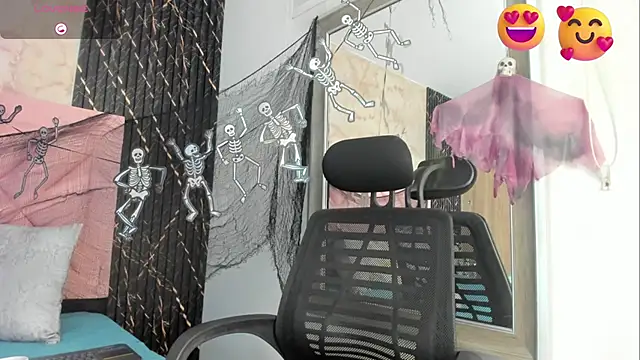 Snapshot of maia_bianchi chatting on 10/29/25, 01:54 maia bianchi online show from 10/29/25, 01:54