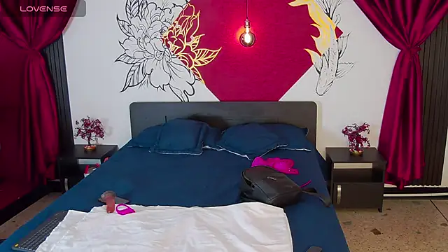 Maylu Fox online show from 11/26/25, 12:16