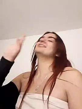 Maylu Fox online show from 10/25/25, 12:28