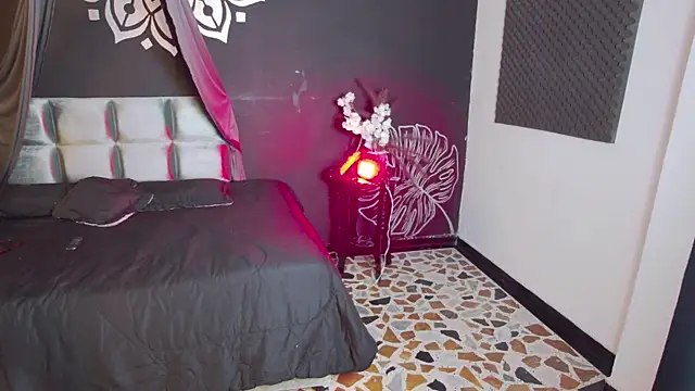 Maylu Fox online show from 11/01/25, 12:43