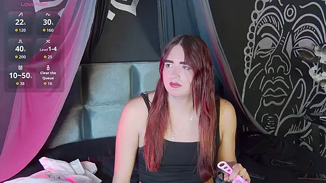 Maylu Fox online show from 10/08/25, 12:07