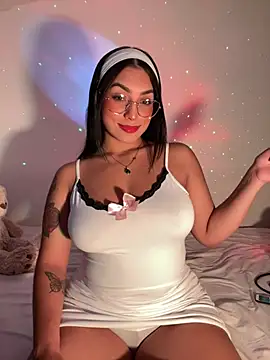 Snapshot of Linda_Saenz_ chatting on 07/08/26, 05:19 Linda Saenz online show from 07/08/26, 05:19