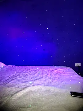 Linda Saenz  online show from 09/27/25, 12:17