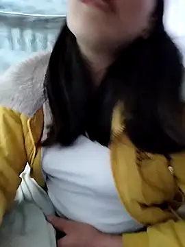 Snapshot of Sinejdk3 chatting on 11/16/25, 12:43 Sinejdk3 online show from 11/16/25, 12:43