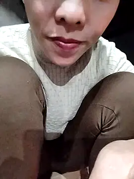 Snapshot of Sinejdk3 chatting on 11/05/25, 11:46 Sinejdk3 online show from 11/05/25, 11:46