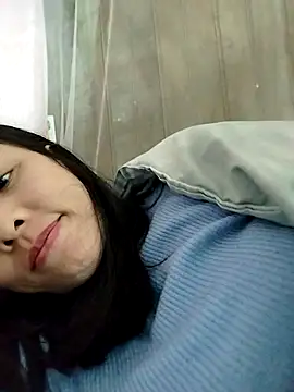 Snapshot of Sinejdk3 chatting on 11/12/25, 11:19 Sinejdk3 online show from 11/12/25, 11:19