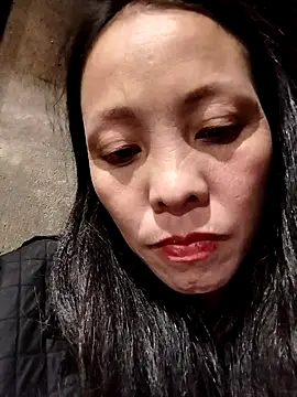 Snapshot of Sinejdk3 chatting on 11/23/25, 11:20 Sinejdk3 online show from 11/23/25, 11:20