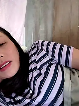 Snapshot of Sinejdk3 chatting on 10/25/25, 11:16 Sinejdk3 online show from 10/25/25, 11:16