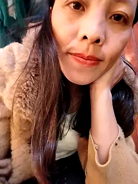 Snapshot of Sinejdk3 chatting on 11/25/25, 12:22 Sinejdk3 online show from 11/25/25, 12:22