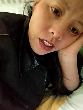 Snapshot of Sinejdk3 chatting on 11/05/25, 11:52 Sinejdk3 online show from 11/05/25, 11:52