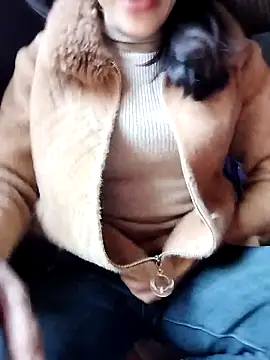 Snapshot of Sinejdk3 chatting on 11/29/25, 08:36 Sinejdk3 online show from 11/29/25, 08:36