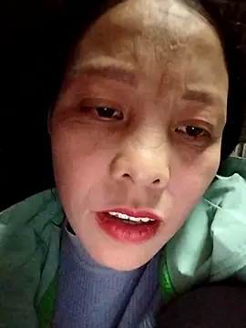 Snapshot of Sinejdk3 chatting on 12/15/25, 08:42 Sinejdk3 online show from 12/15/25, 08:42