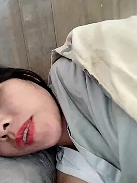 Snapshot of Sinejdk3 chatting on 11/26/25, 05:13 Sinejdk3 online show from 11/26/25, 05:13