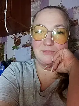 Kiss Eva online show from 02/04/26, 05:30