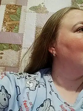 Kiss Eva online show from 02/25/26, 04:51