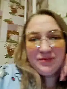 Snapshot of Kiss_Eva chatting on 01/24/25, 07:49 Kiss Eva online show from 01/24/25, 07:49